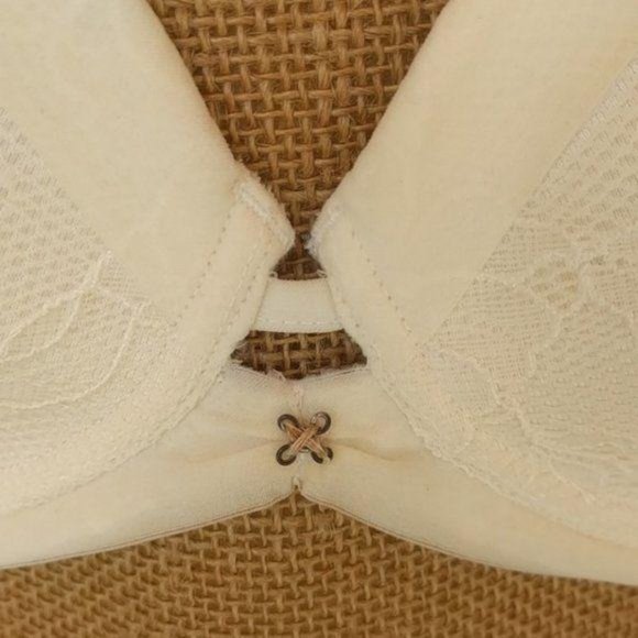 Selmark Women's Size 36C Ivory Floral Lace Lightly Lined Bra Underwire - Picture 6 of 8